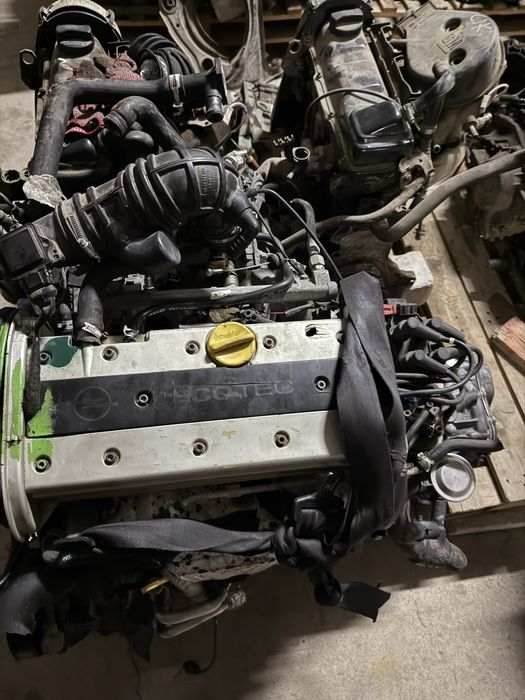 Двыгатель Опел вектра Бешка привазной 1,8