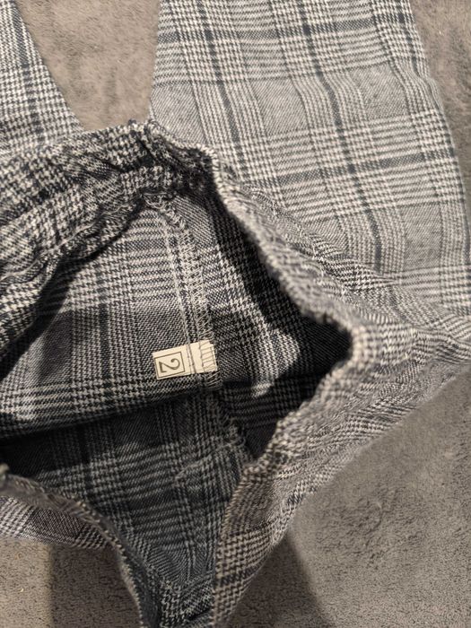 2. Бр. Нови Детски панталони - момче