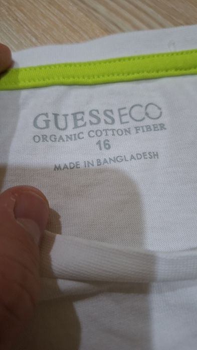 Тениска с къс ръкав GUESS