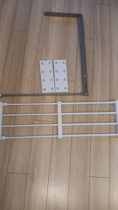 Лост за гардероб на икеа 5 лв