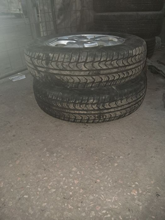 Диски в сборе с покрышками  2 штуки