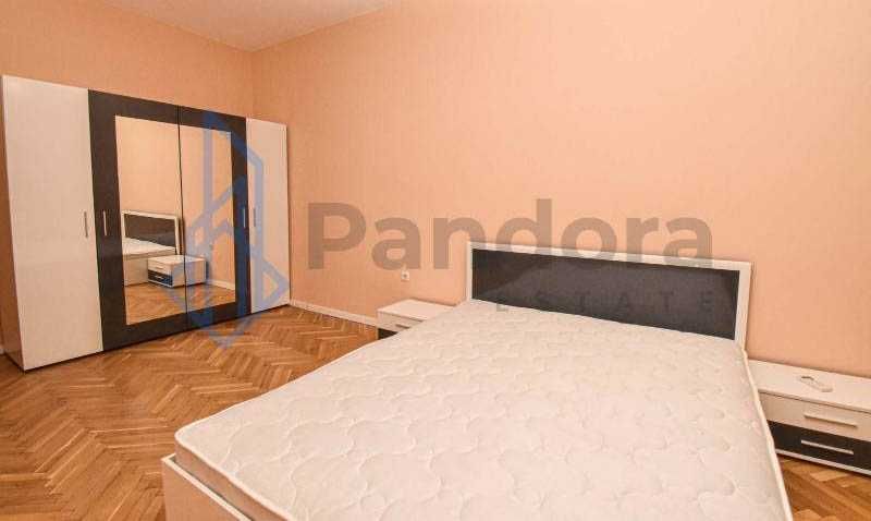 Дава се под наем Тристаен апартамент в София, Редута - 117 кв.м за 600 € - Снимка #3