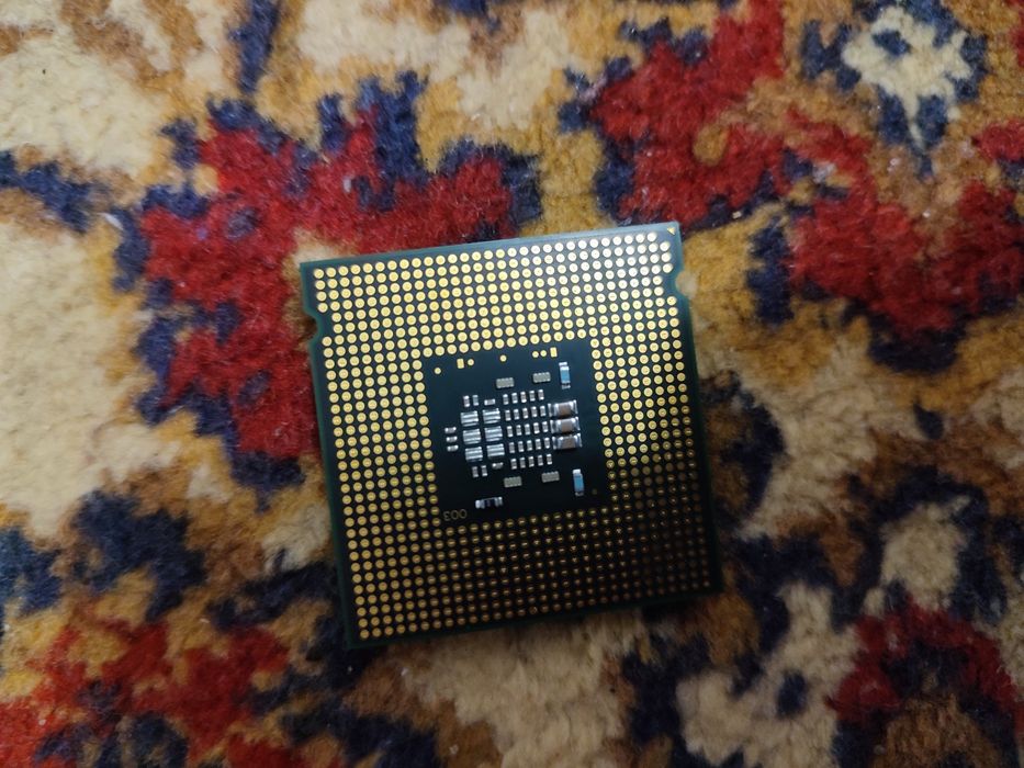 процессор Intel Pentium Dual-Core E2140 (Socket 775)