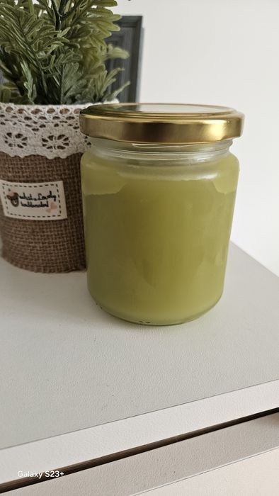 Crema de brusture fără chimicale sau adaosuri