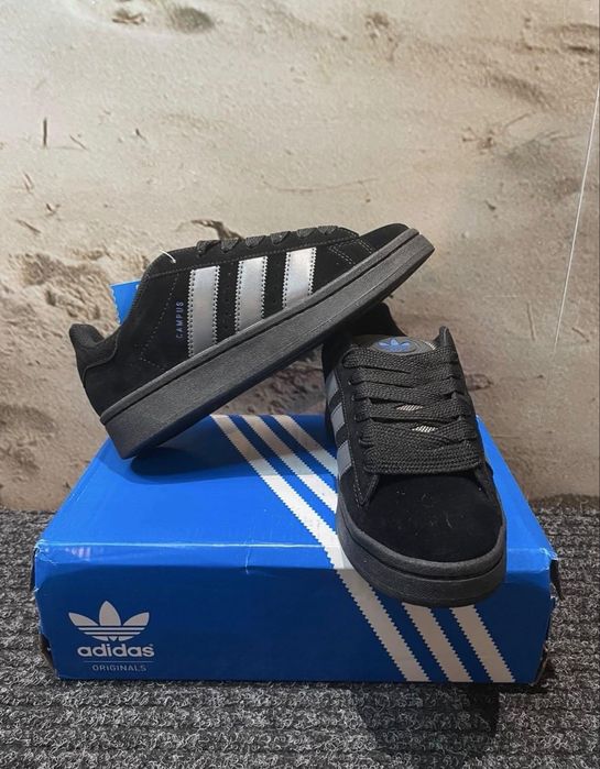 Adidas Campus. .