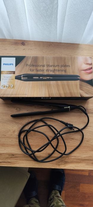 Преса за коса Philips - нова