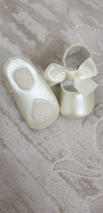 Обувки за бебе mayoral newborn
