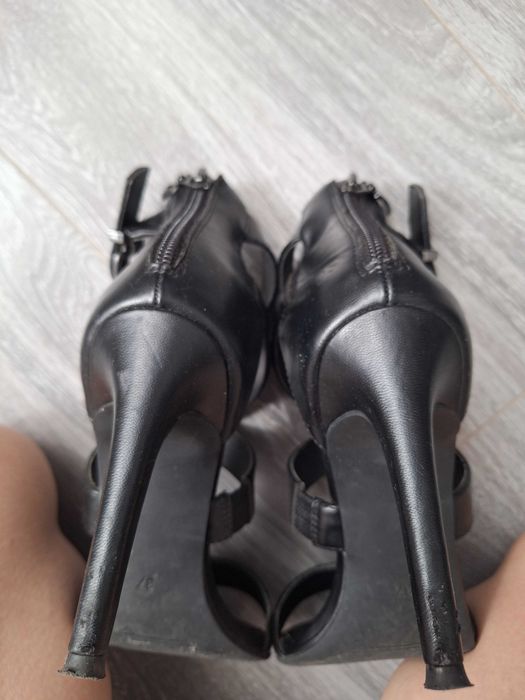 Sandale cu toc cui negre, marimea 37
