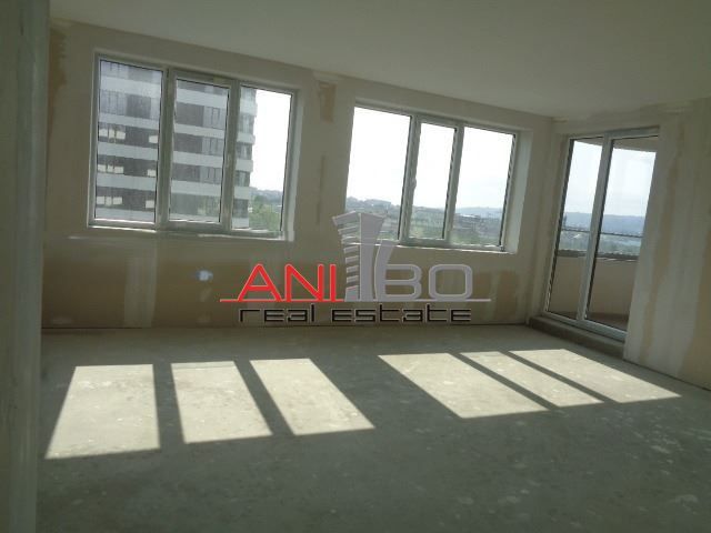 Продава се Тристаен апартамент в Варна, Трошево - 115 кв.м за 1131 €/кв.м - Снимка #5