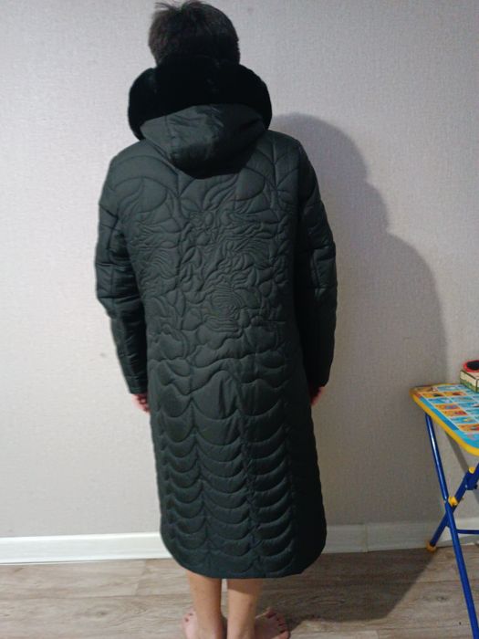 Продам зимнию куртку