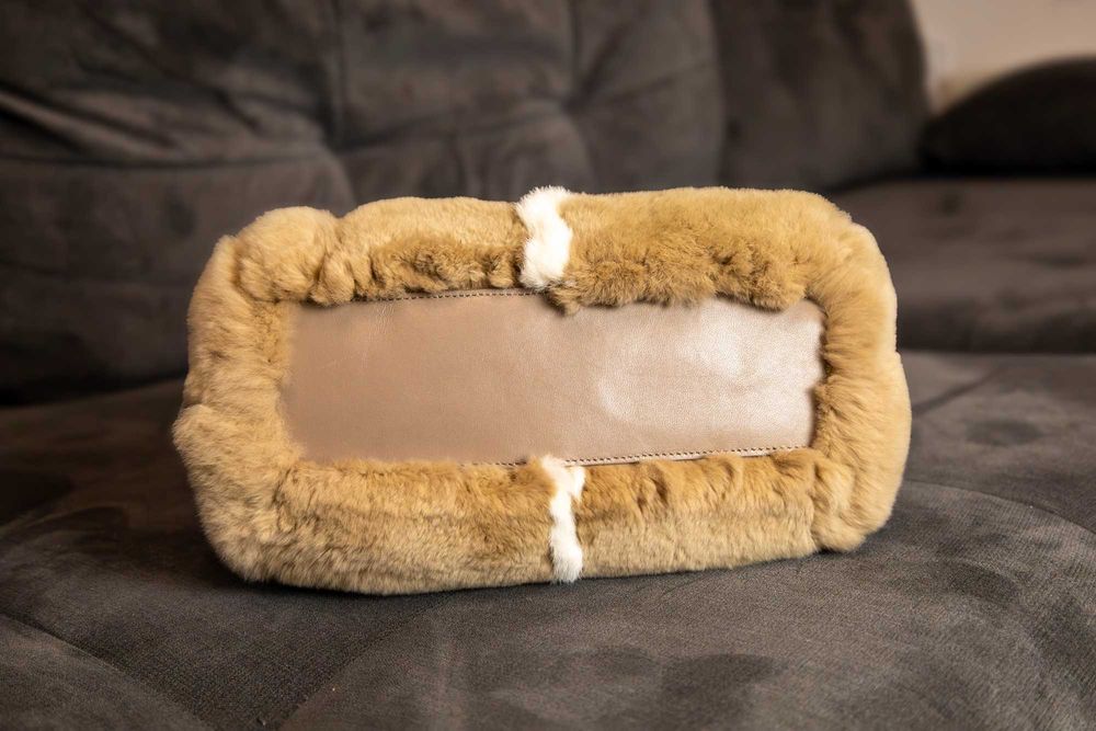 Чанта! РЯДЪК МОДЕЛ: Fendi Peekaboo от естествена кожа с косъм (8BN293)