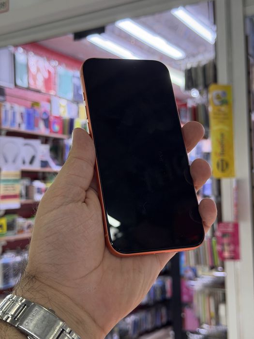 Iphone 17 pro max 256 gb e sim 94% емкость