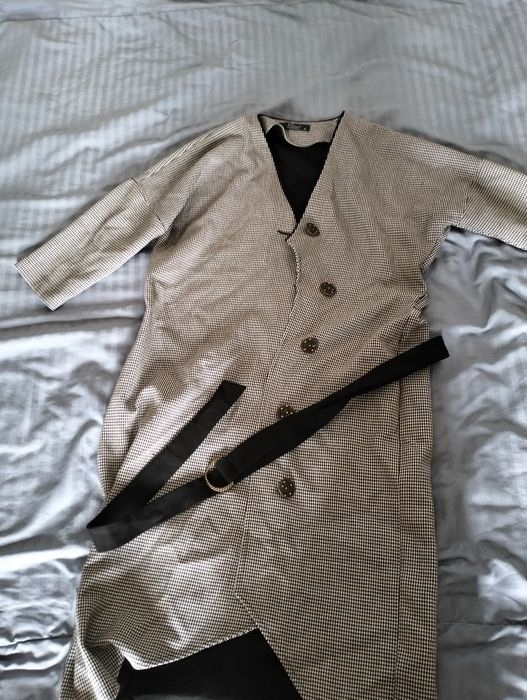 Продам платье  46 размер