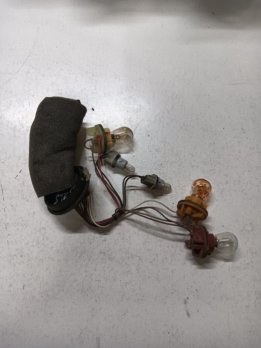 Soclu Stop Stanga Spate Skoda Fabia Ii 542 2006 - 2014