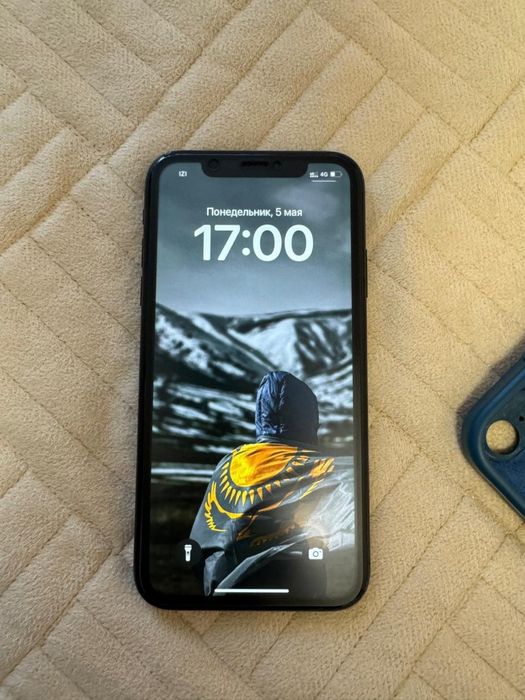 Продам айфон xr 64