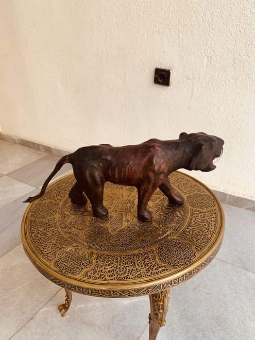 Винтидж кожена фигура от средата на 20 век