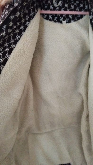 Продам куртку...