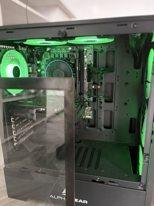 PC Gaming – Intel i5-12400F /16GB RAM DDR4 / RX6600 8GB / SSD NVMe + SSD SATA