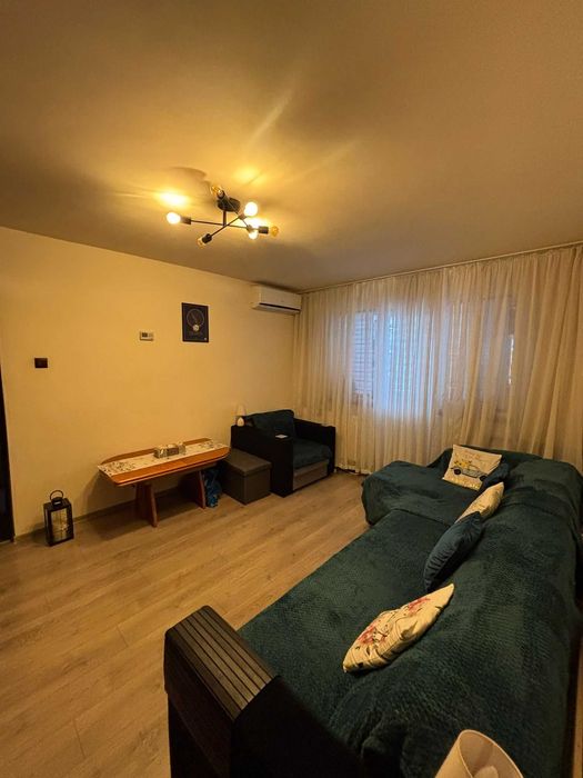 Apartament 3 camere semidecomandat