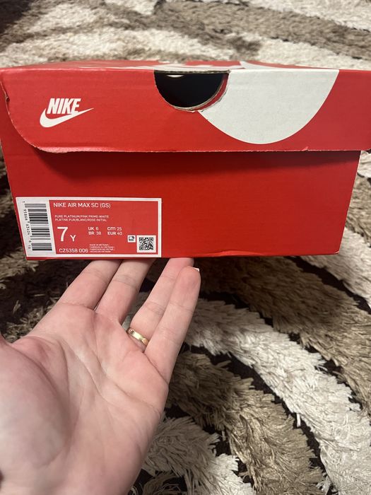 Дамски маратонки Nike 40 номер