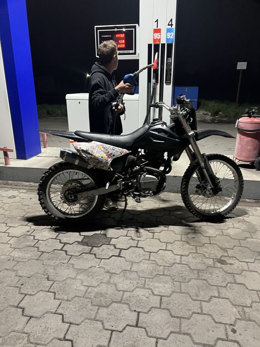 Продам   эндуро 250