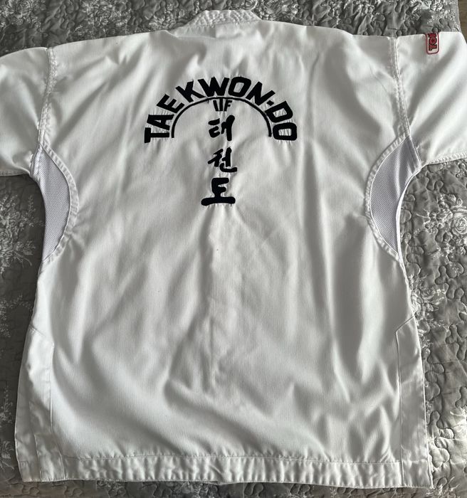 Dobok taekwondo
