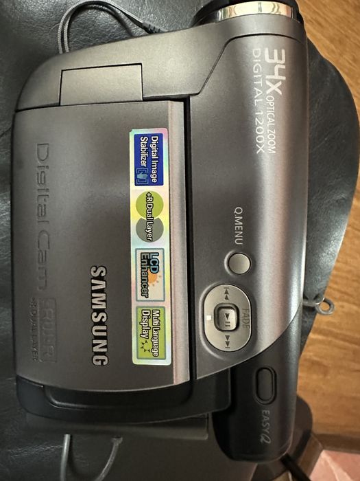 Camera video Samsung 34 Xoptical zoom Digital 1200X