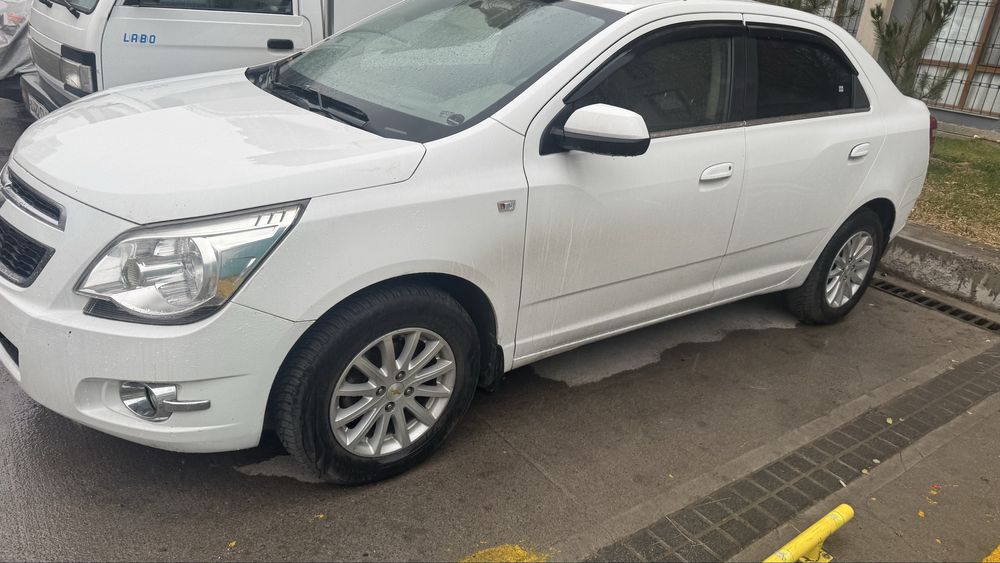 Chevrolet Cobalt сотилади