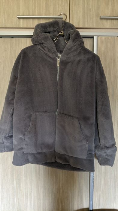 Куртка женская 46 размер