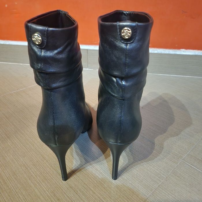 Дамски боти Guess