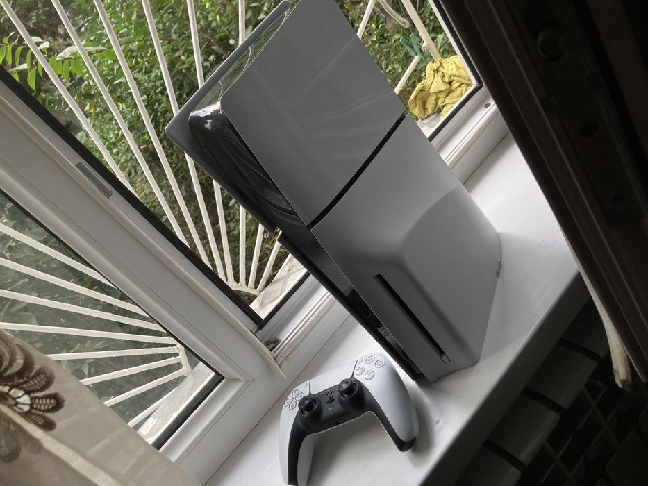 PlayStation 5 slim с дисководом