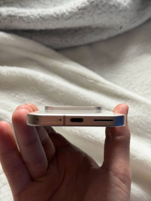 Google Pixel 9 12/128 6,3 дюйма