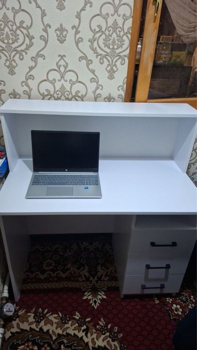 Парта Болалар дарс столи Bolalar uchun dars pattasi