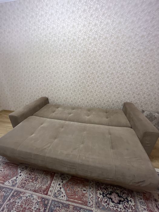 Диван книжка с подушками