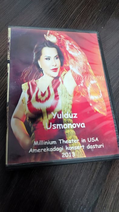 Диск dvd клипы музыка.