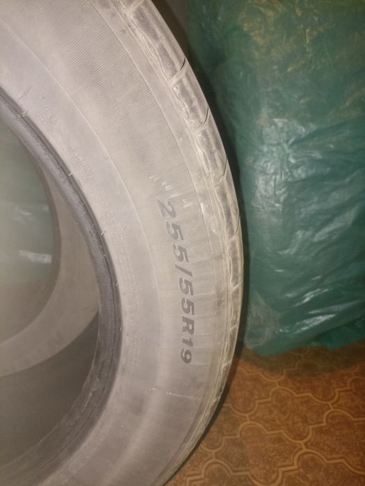 Шины летние  255 55 p19