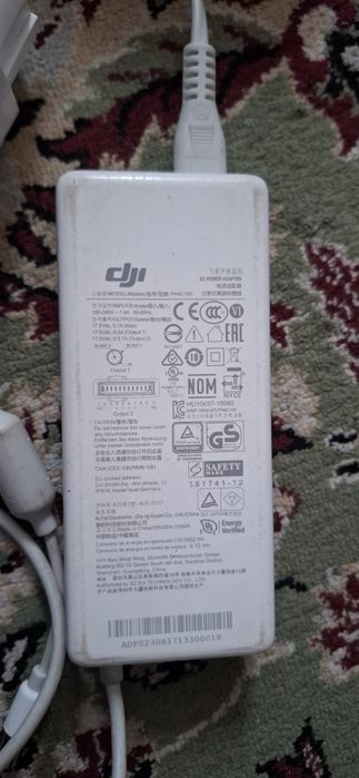 Зарядное устройство DJI Phantom 4
