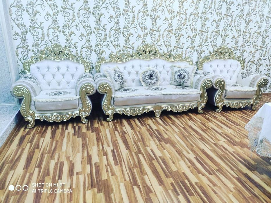 Мягкий диван наличии гарантии есть