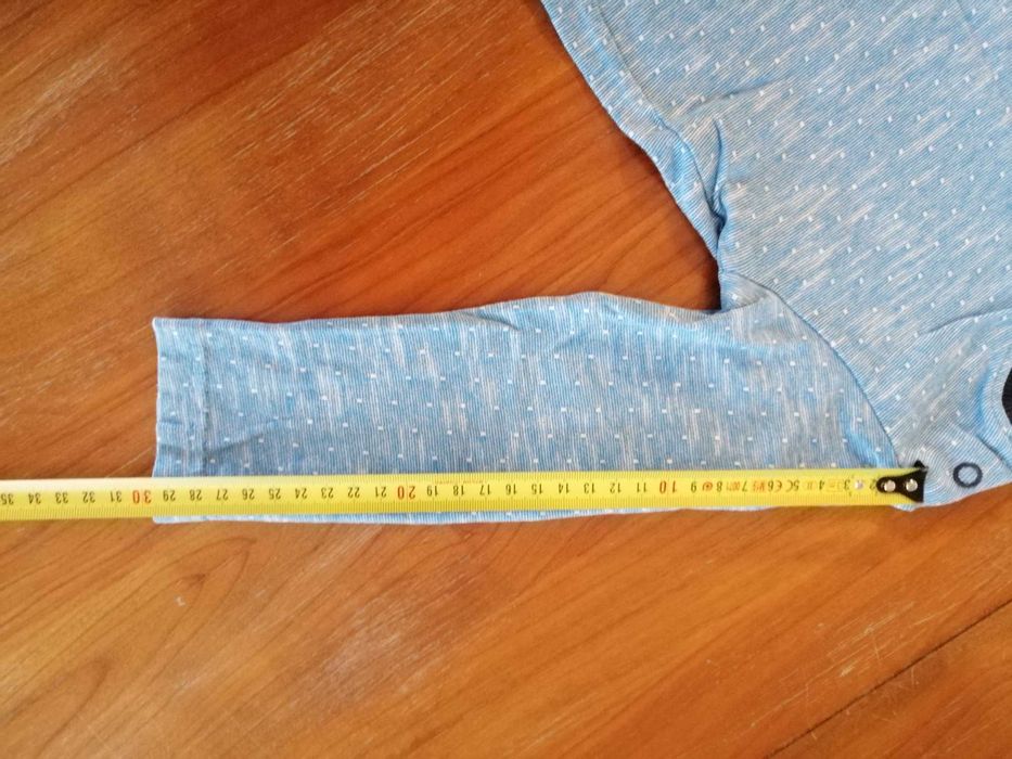 Lot 4 bluze marimea 86