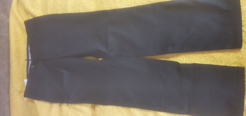 Pantalon bărbătesc măsura 44