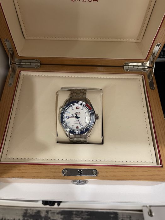Часы Omega spedmaster