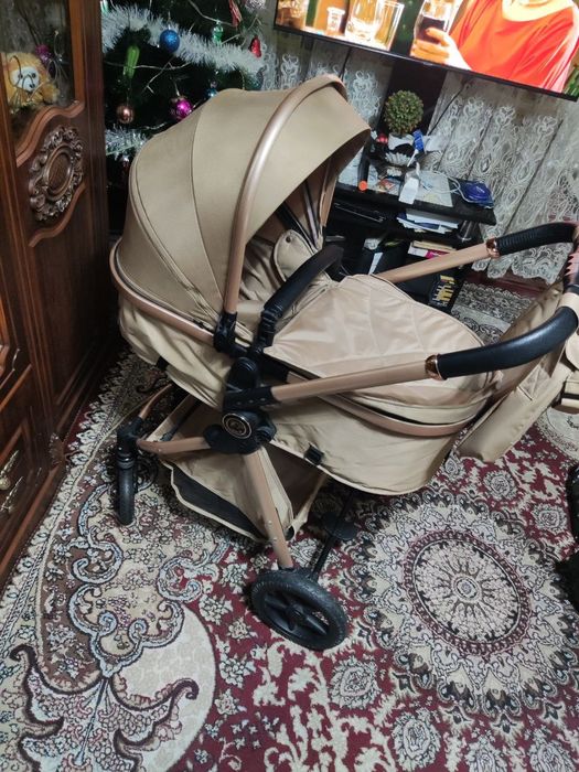 Янги коляска сотилади.