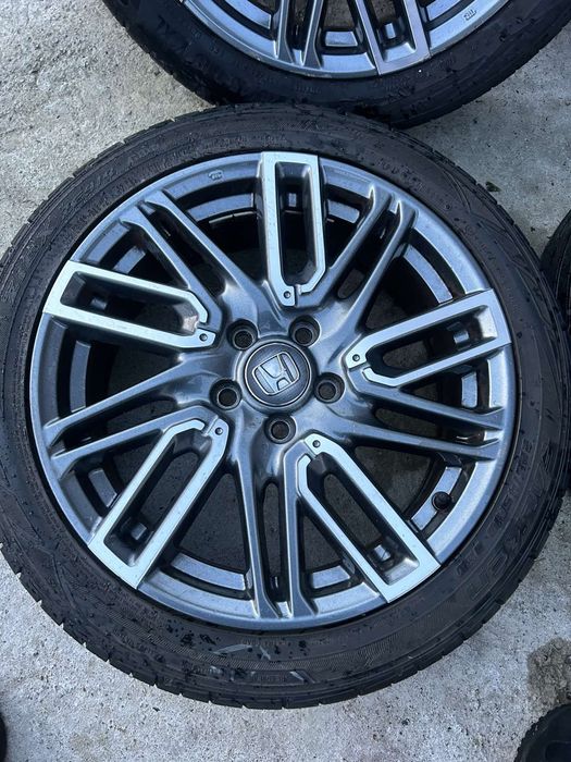 Оригинални джанти с гуми Honda 18" 5x114,3