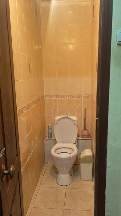 Продается 2 ком. кв., 8-мкр 16-дом, 3-этаж