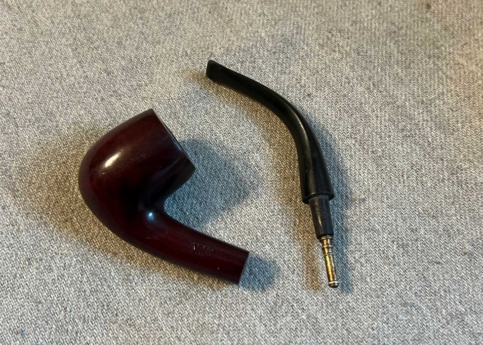 Pipa vintage Made in France model 5083 lemn si mustiuc ebonita