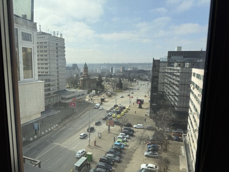 Apartament 4 camere de inchiriat Ultracentral Palas