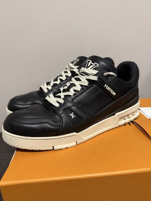 Louis Vuitton Sneakers 45