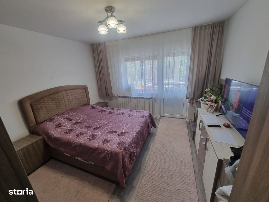 Apartament 3 camere,79 mp,2 băi,garaj,boxă,Deva-ultracentral