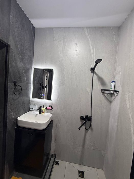 Chirchiq shahrida novostroykada 3 xonali kv ijaraga beriladi