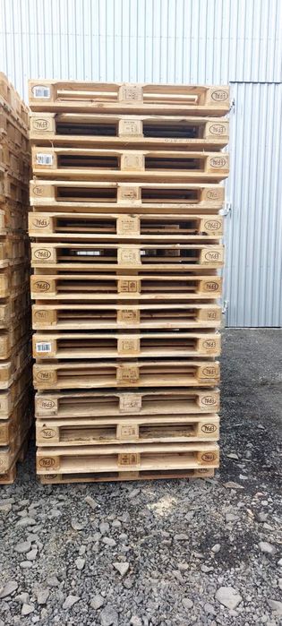 Paleti lemn cantități mari – preț bun